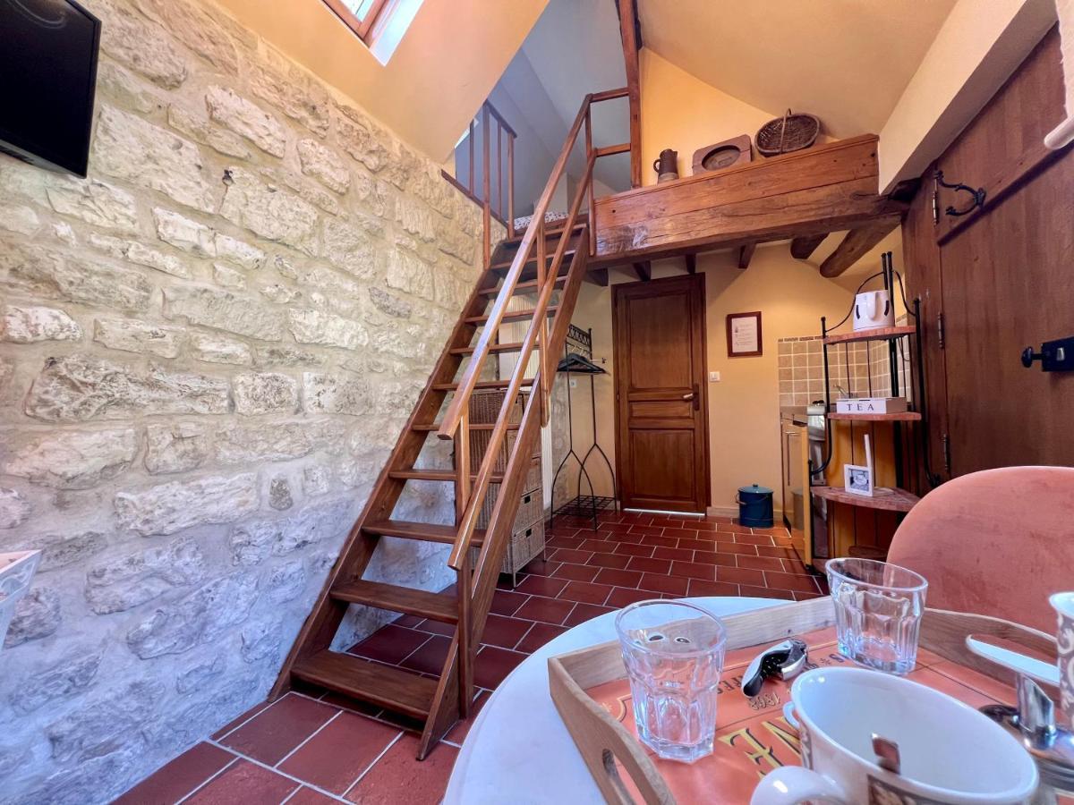 Le Studio Au Bon Marechal Giverny Bagian luar foto